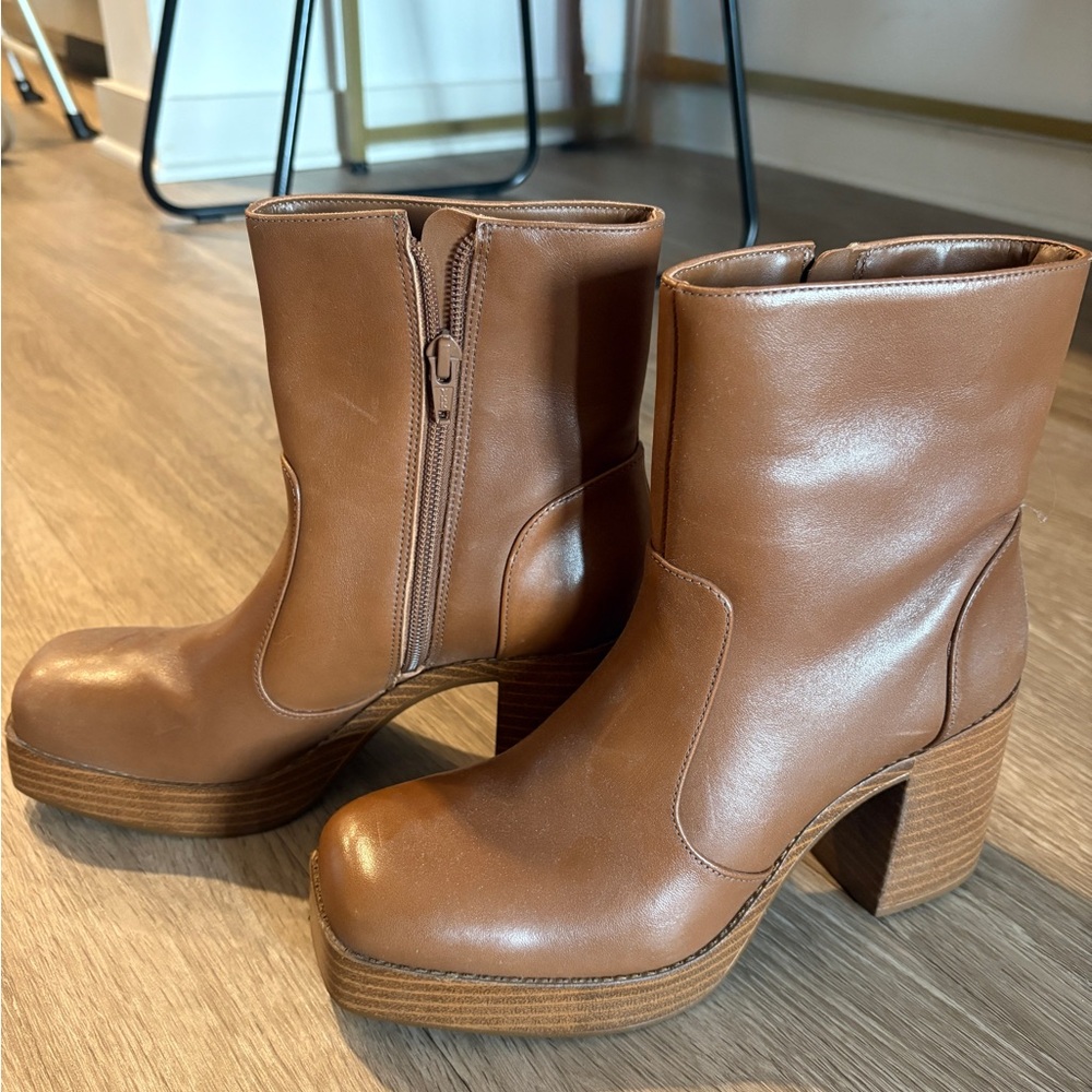 Gianni Bini Brown Leather Ankle Boots